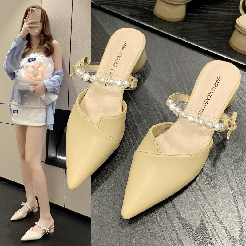 Été Nouvelles Pantoufles Coréennes Baotou Femmes Mules Talon Épais Bout Pointu Chaussures à Talons Hauts Pantoufles à Rayures Perle Pantuflas De Mujer