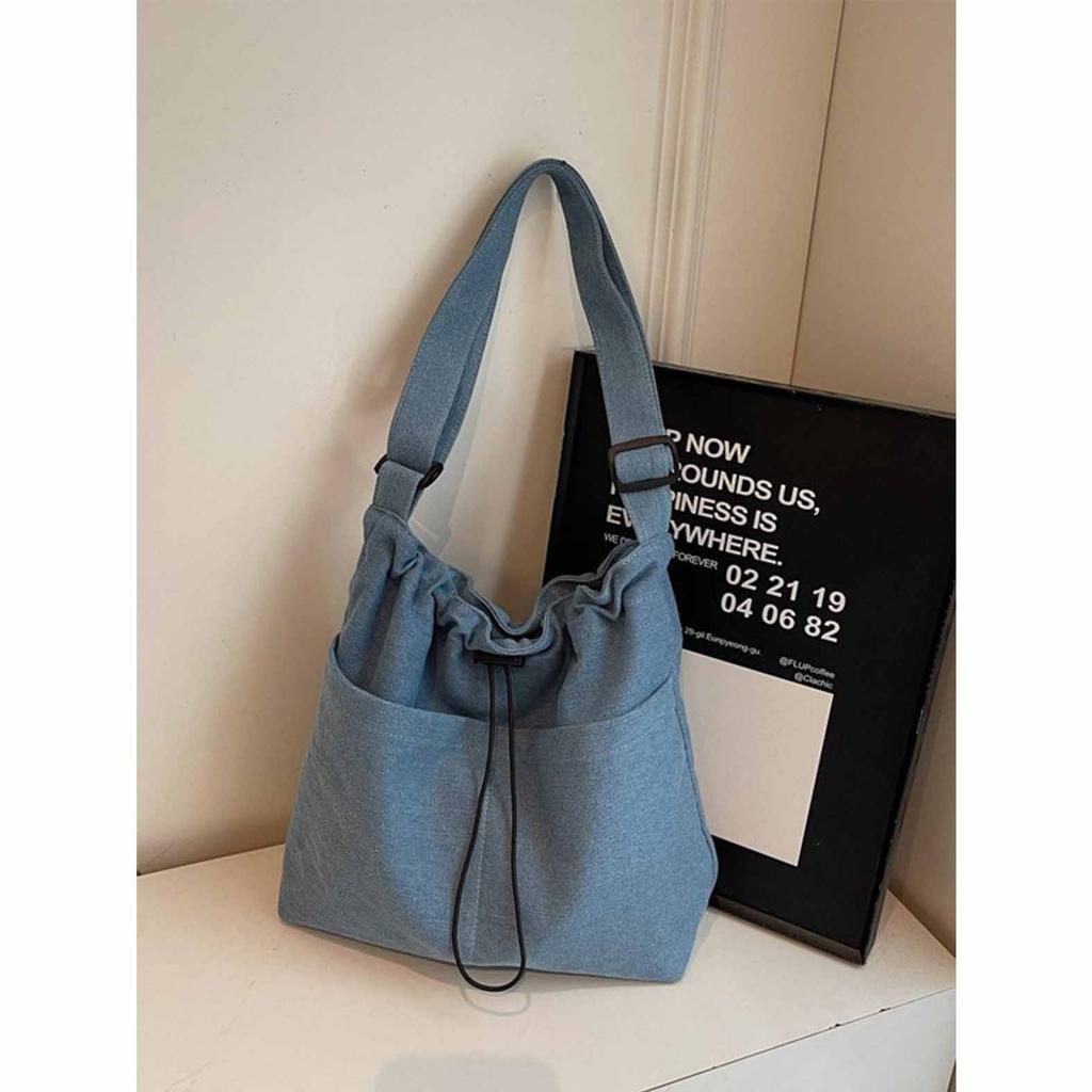 Denim-Tasche für Damen, große Kapazität, 2026, neue Sommer, vielseitige Schulter-Umhängetasche, lässige Kordelzug, beliebte Beuteltasche