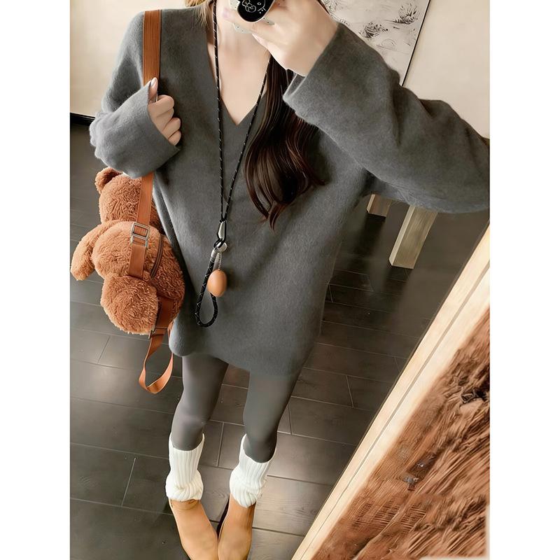 

Women s V-Neck Mottled Grey Long-Sleeve Base Layer Shirt for Autumn and Winter Large хізер сірий колір