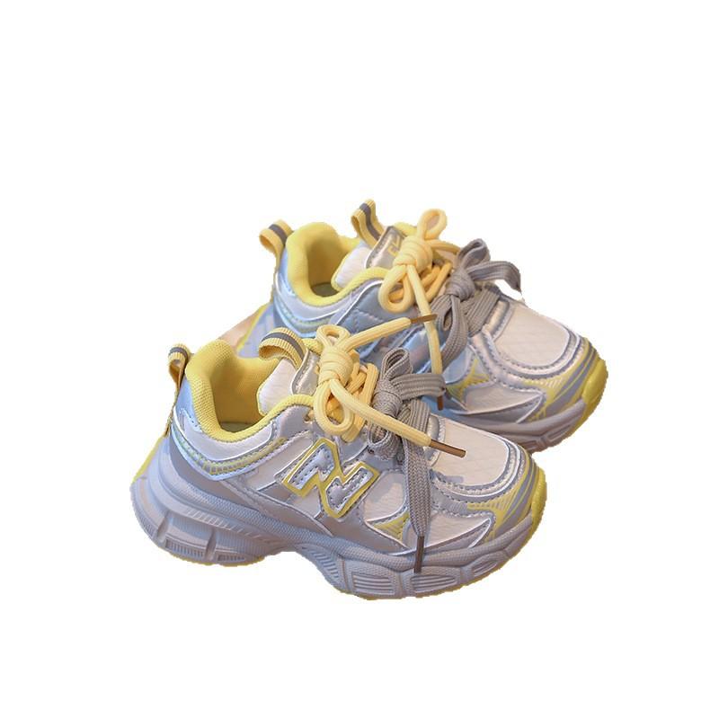 Girls Running Shoes Boys Sports Shoes Spring and Autumn New Sports Soft Sole Girls Children's Shoes Medium and Older Shoes