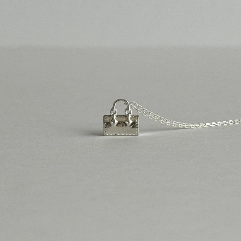 

THE BORING tote bag necklace silver