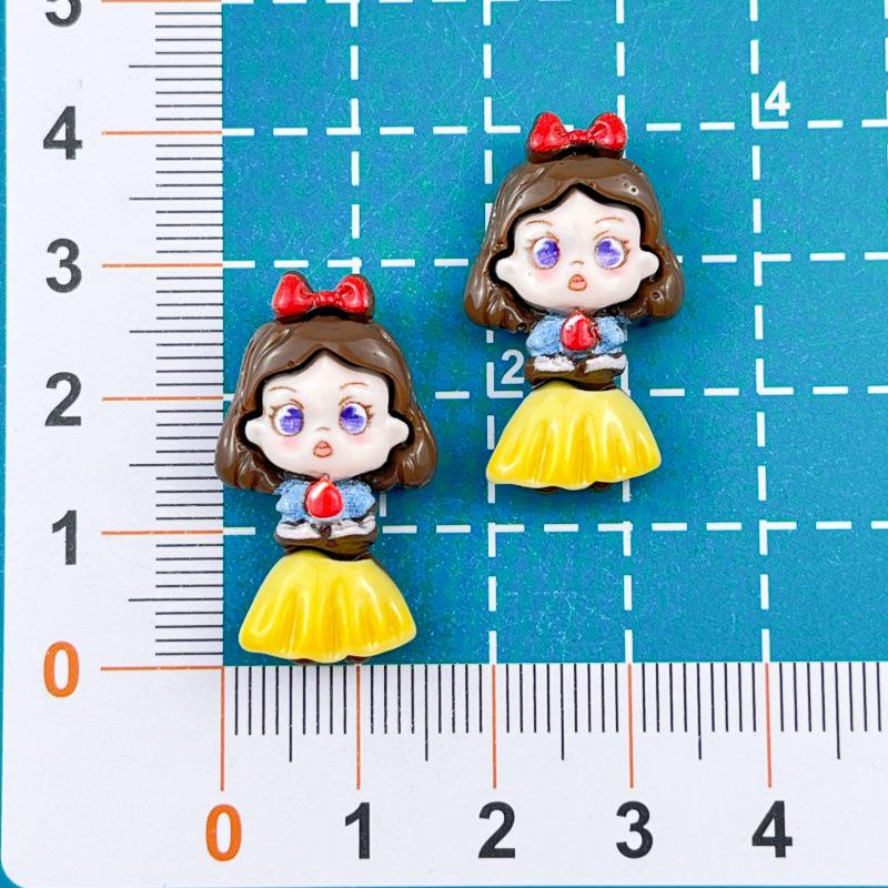 Anime Snow White Resin Hair Clips & Keychains