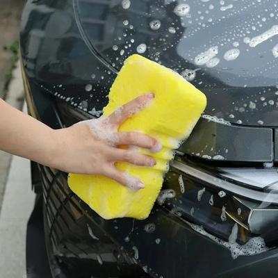 Péče o auto – Houby, hadry a kartáče