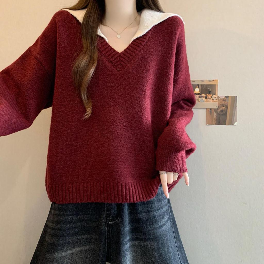 Plus Size Red V-Neck Knitted Sweater - Slimming, Loose-Fit, Age-Reducing Christmas Jacket for Autumn/Winter
