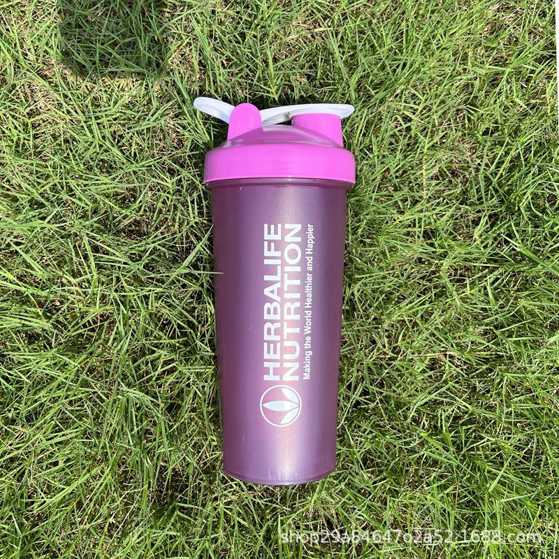 

Чашка-шейкер для смузи из пищевого полипропилена объемом 600 мл с ручкой, подарочная чашка 20 унций 601-700ml