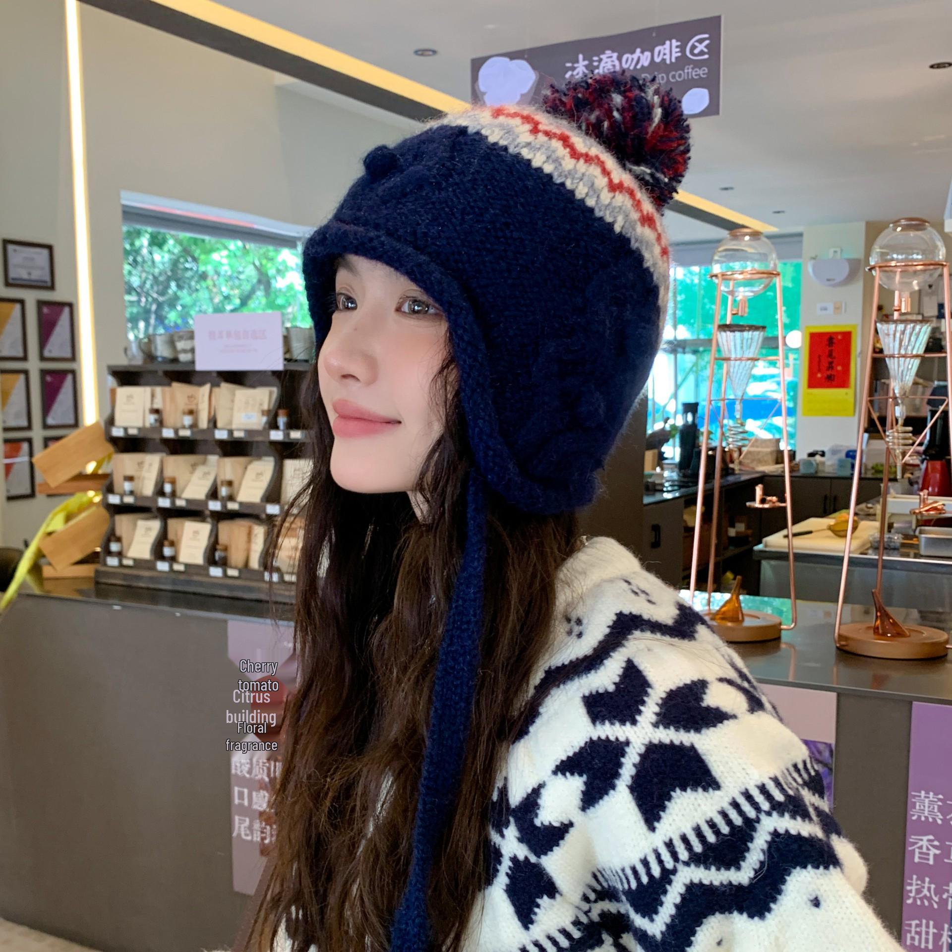 

Женская шерстяная шапка-бини в стиле Fair Isle с защитой ушей - Теплая, универсальная и холодостойкая. темно-синий