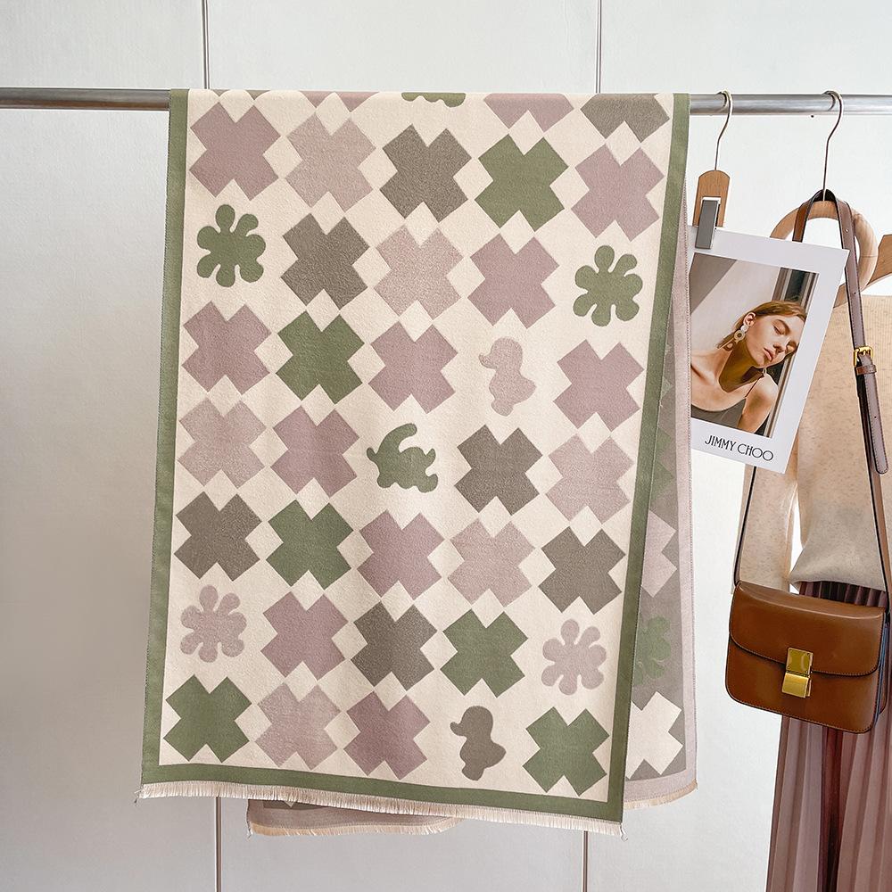 

Большая шаль Модный принт вилкой Корейская версия Маленький прозрачный шарф Толстый шарф с бахромой из искусственного кашемира Женский 180*65cm зелёный