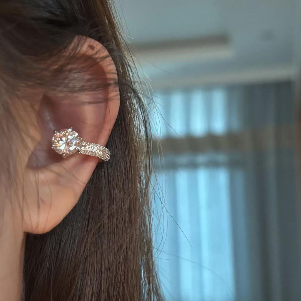 Elegant Shiny Round Zircon Clip Earrings Adjustable Non Piercing Ear Clips for Women Daily Wear Party Banquet Jewelry Fashio