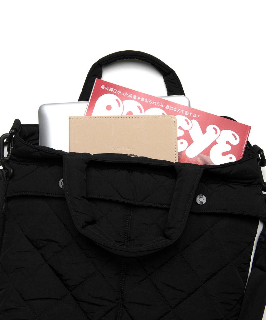 Lee Diamond Quilted Dual Pocket Helmet Bag Black