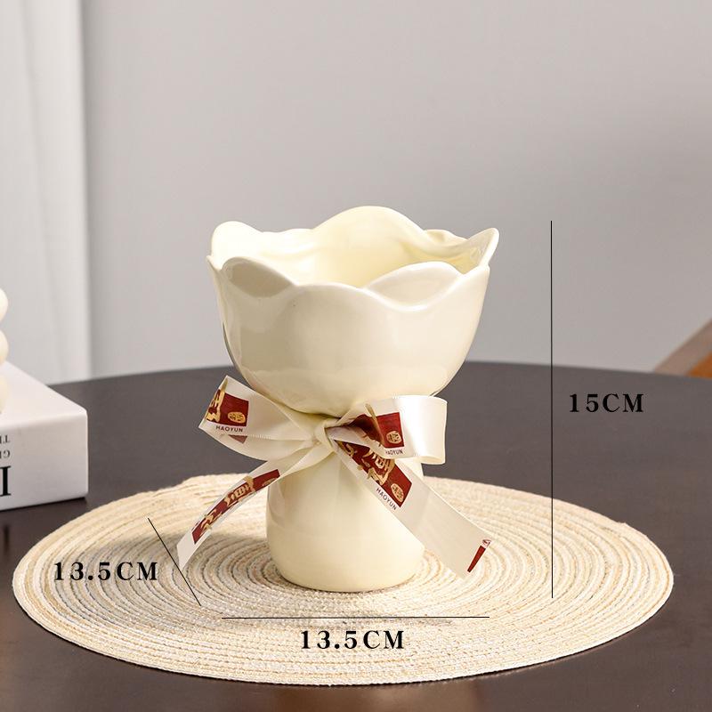 Elegant Luxury Small Vase for Wedding Decor and Floral Arrangements