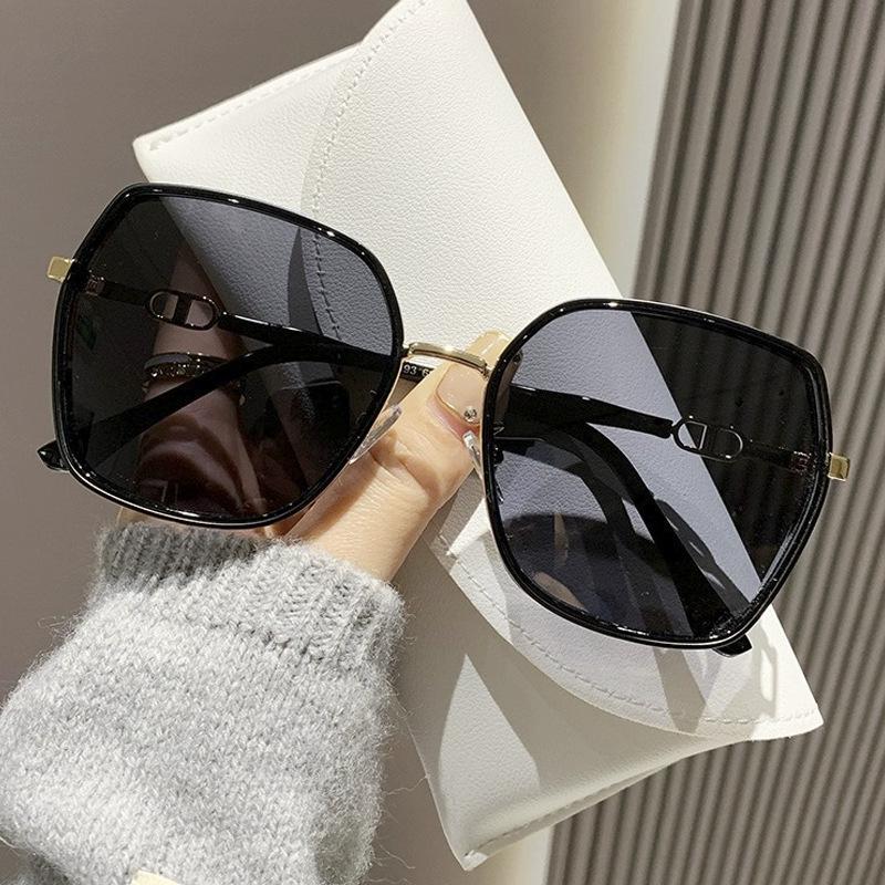 Women's European & American Style UV-Protective Sunglasses