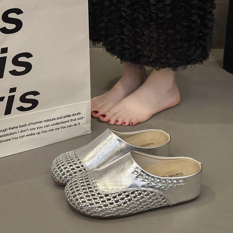 

Baotou woven flat-heeled half-slippers women s summer 2025 new round head low-heeled temperament outside wearing cool slippers tide 35
