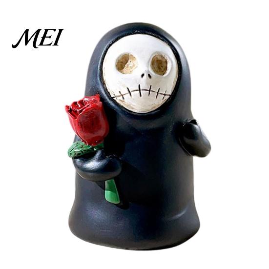 Cute Dark Aesthetic Room Accessories Halloween Ghost Figurine, Spooky Black Robe Statue, Party Table Centerpieces Skull Resin Ornament for Home