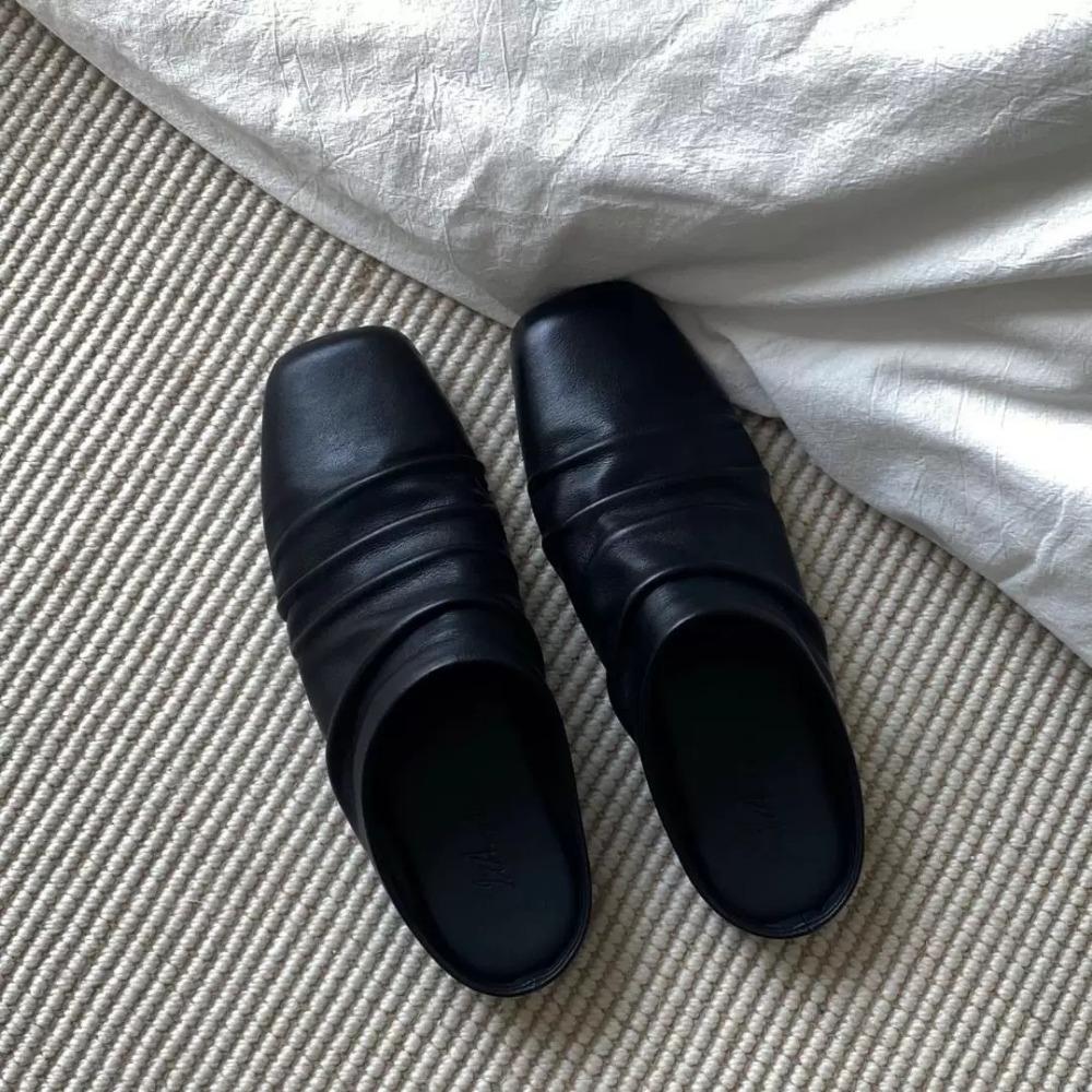 Leather Pleated Toe Cap Semi Slippers for Women 2025 Spring and Summer Square Toe Flat Bottomed Small Leather Shoes Single Shoes
