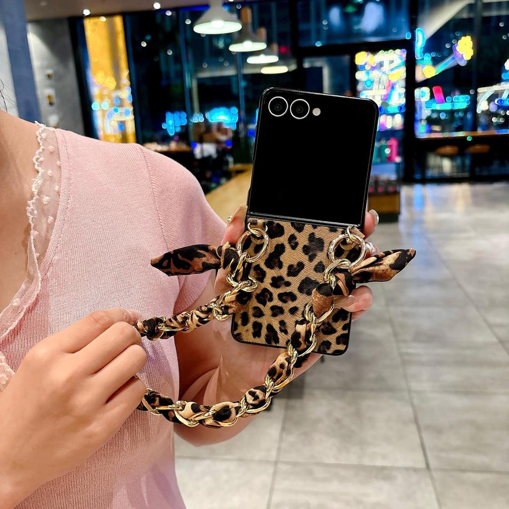 Leopardmønstret Anti-fall Deksel for Samsung Galaxy Z Flip7/6/5