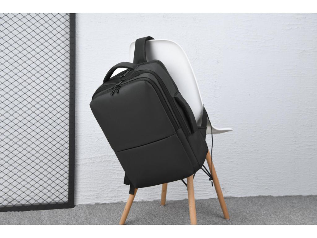 Men's Crossbody Laptop Backpack: Stylish, Spacious, and Ideal for Travel & Commuting