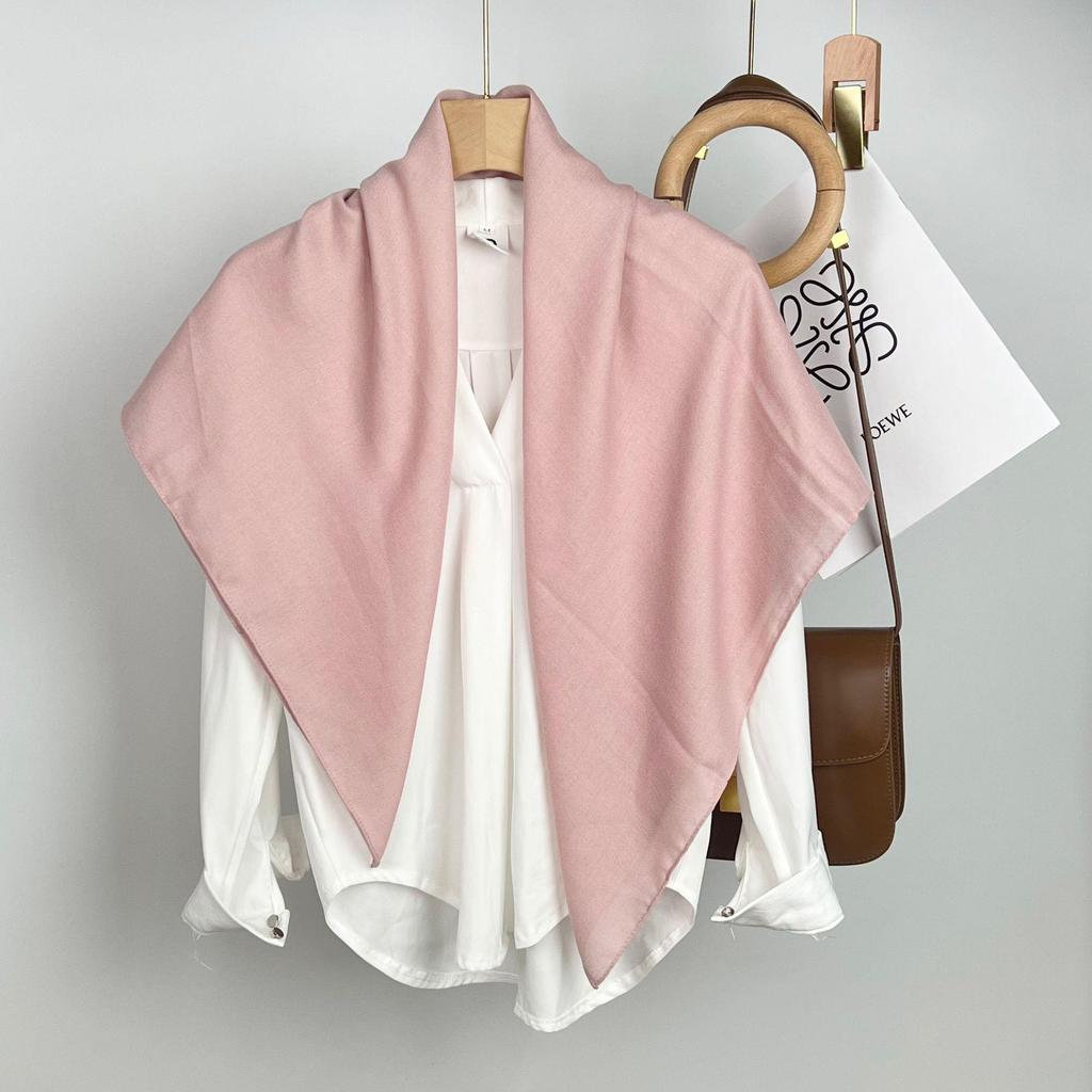 Einfarbiger Seidenschal: Damen Monochromer Lässiger Kopftuch, Sonnenschutzschal, Dekorativer Stil