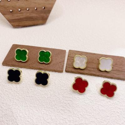 Boucles d'oreilles trèfle, tempérament rouge, petite personnalité Simple, tendance mignonne, boucles d'oreilles féminines