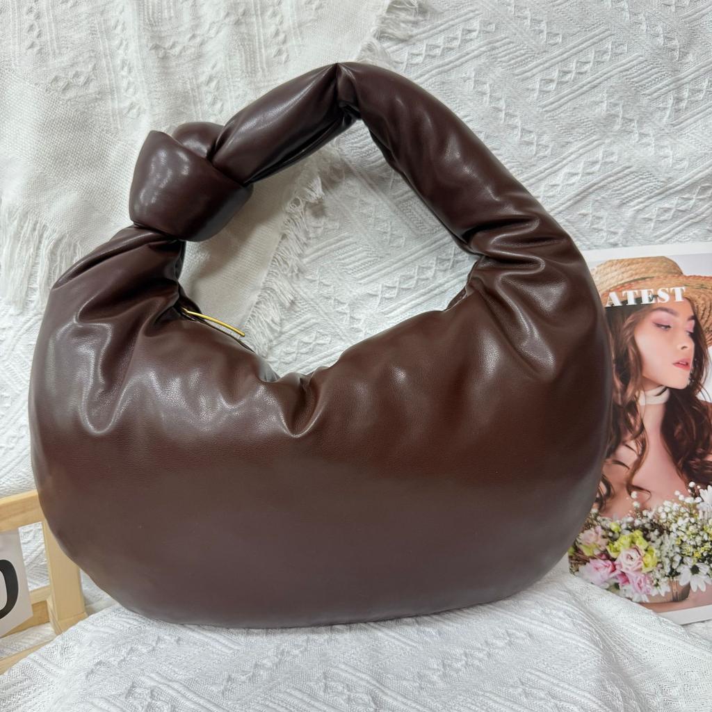 Portable pleated cloud bag women's autumn new large down bag knotted croissant bag large capacity shoulder armpit bag