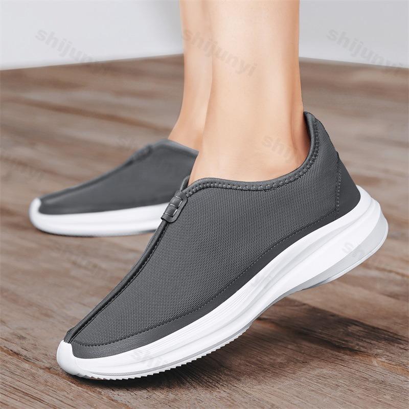Fashion Men's Casual Shoes 2025 Summer New Style Fashion Trend Cloth Sport Leisure Slip On Canvas Shoes Comfortable Lightweight Sneakers