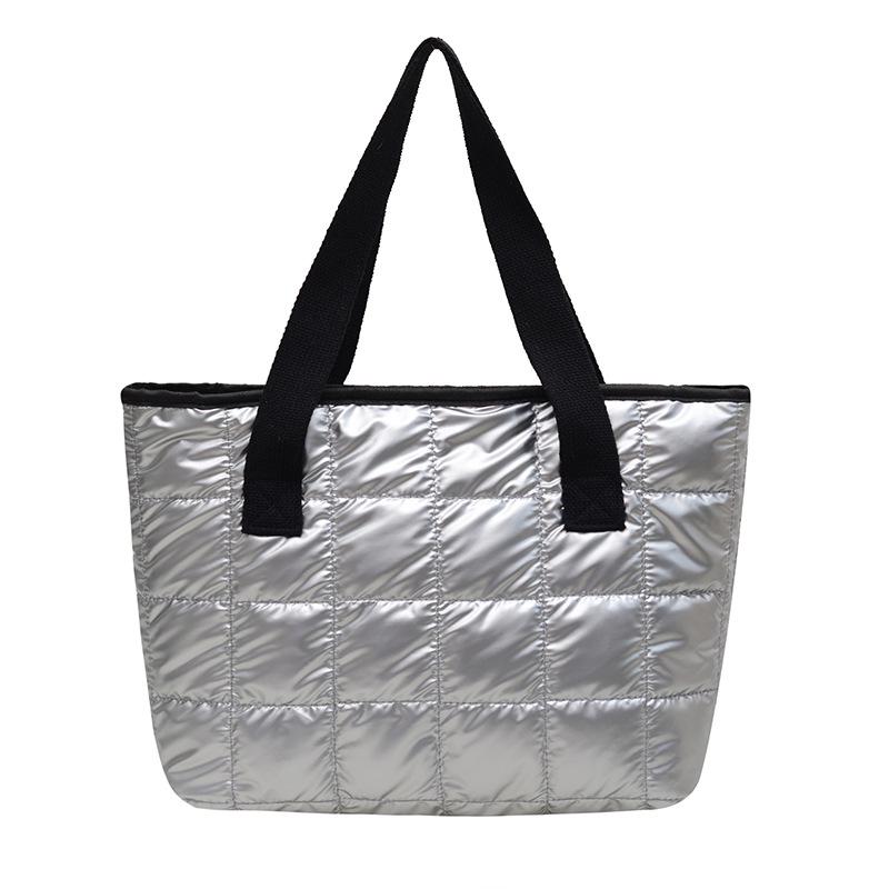 

2025 Women s Large Capacity Rhombus Embroidered Cotton-Padded Shoulder Tote Bag MM-3104 серебряный