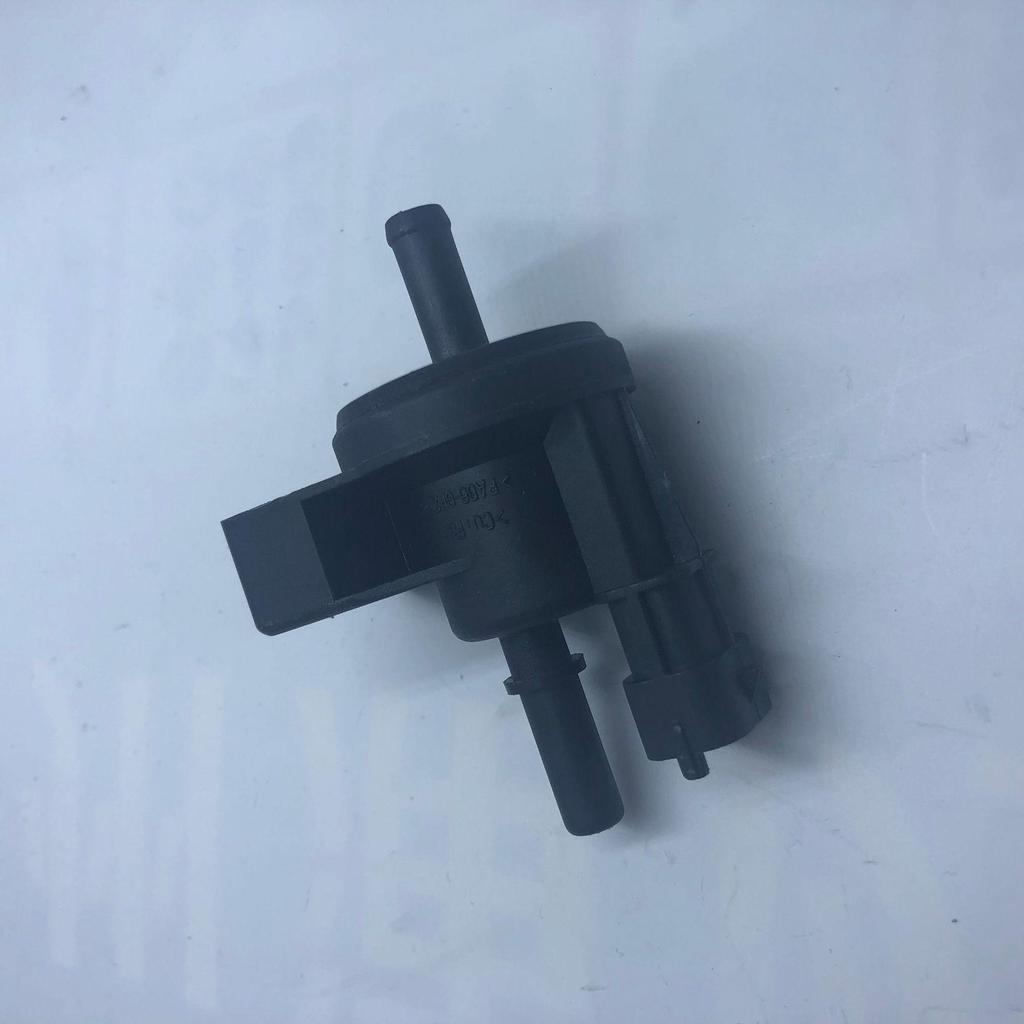 BMW E90-E93 Fuel Tank Vent Valve 13907838281