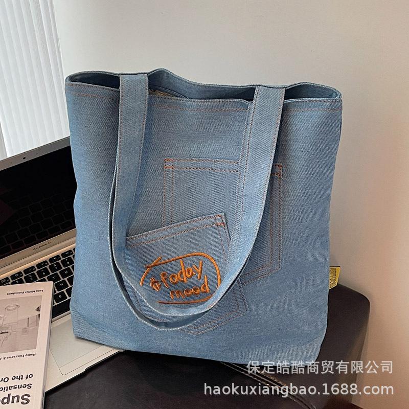 Denim casual bag women's 2025 new popular fashion shoulder bag large capacity class commuter tote bag