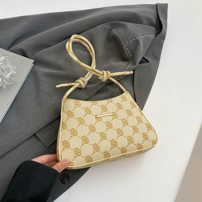 

Женская сумка с ретро-принтом, сумочка, атмосфера высококлассного темперамента, сумка на плечо подмышку, сумка-мессенджер. жёлтый