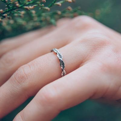 Vintage Handmade Carved Leaf Pattern Ring For Women Antique Silver Color Bohemian Accessories Wedding Band Anniversary Gift