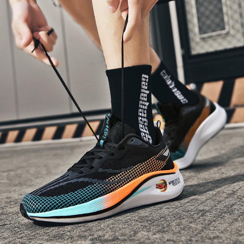 Running shoes men's new ultra-light shock-absorbing breathable MD carbon plate rubber patch sole running shoes youth sports shoes women's shoes