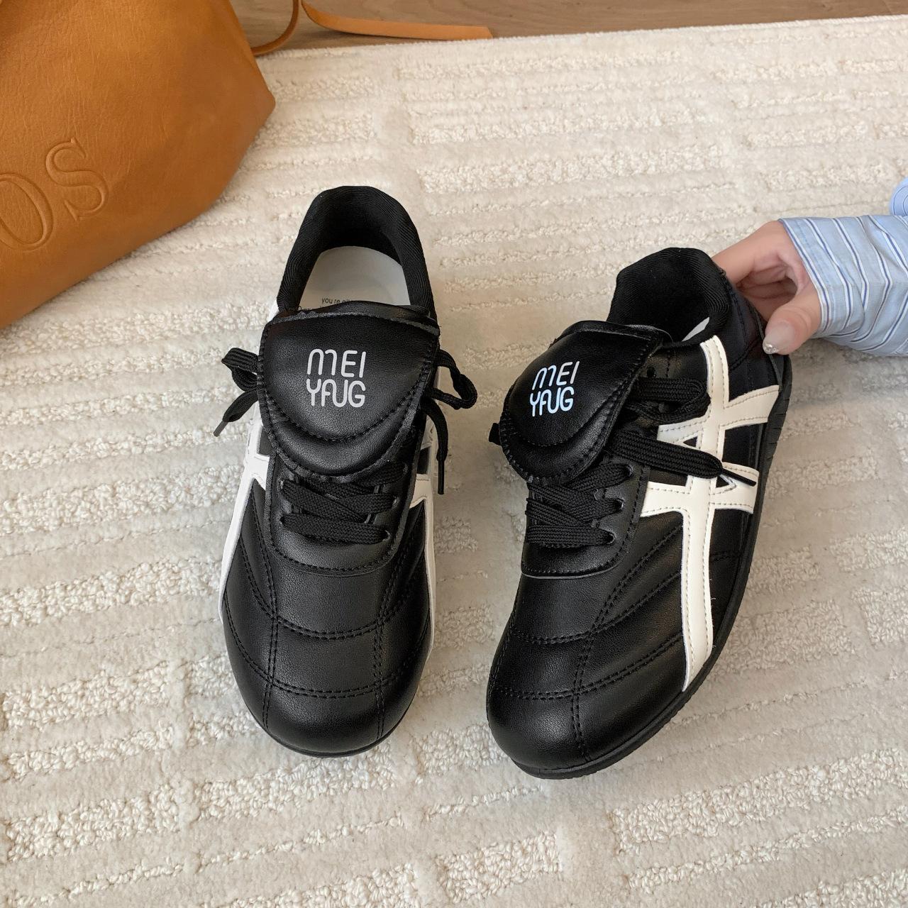 

Стильные контрастные цвета, круглый носок, откидная крышка, немецкие тренировочные туфли женские 2025 новинка, ретро, универсальные, удобные и легкие, повседневные туфли Форрест Гампа 40