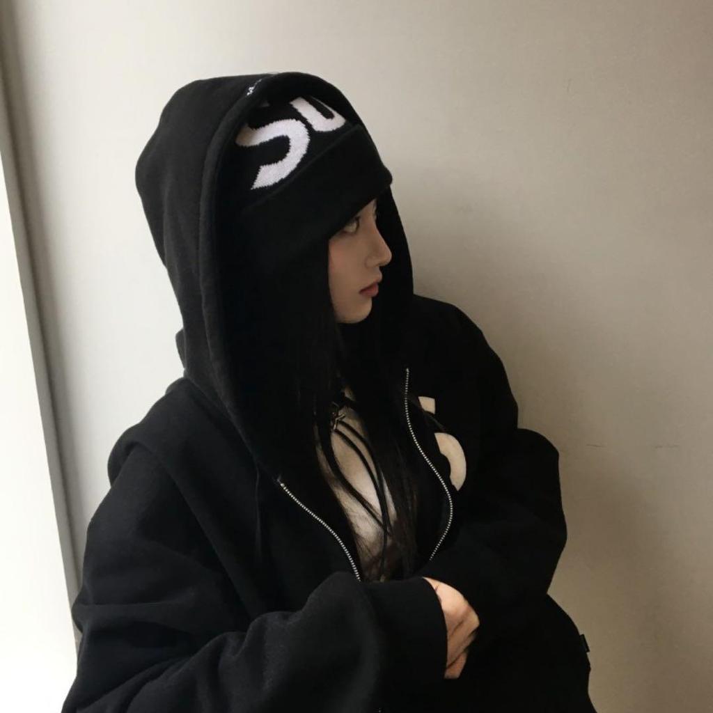 [USED] Jungkook wearing a black Supreme Big Logo Beanie