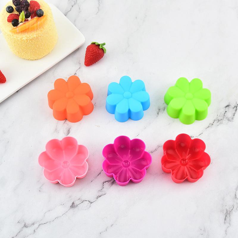 Reusable Silicone Cupcake Liners Nonstick Baking Cups Easy Clean Flower Muffin Molds for Pastry
