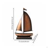 Adorno de Barco de Vela de Bronce Dorado Modelo de Hierro Lustroso Base Oscura Barco Náutico