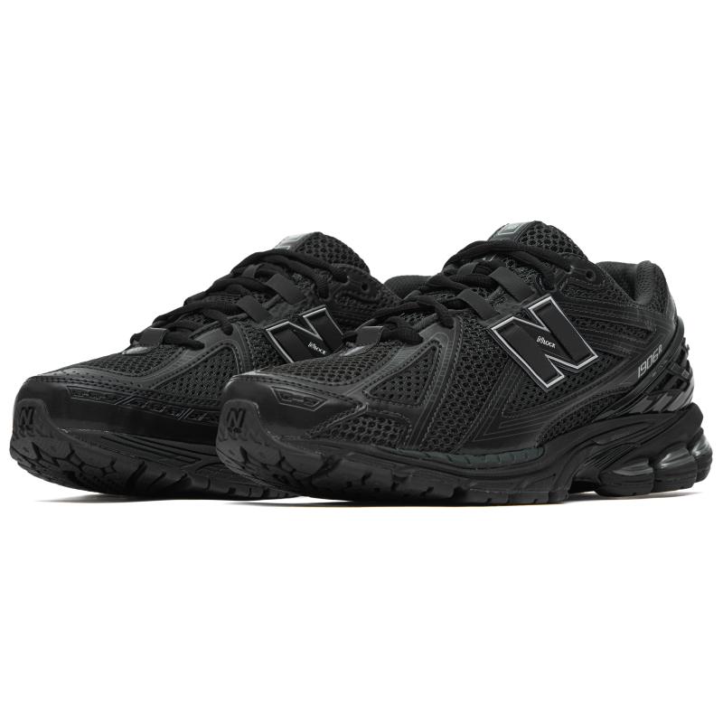 New Balance 1906R Black Metallic Silver Sneakers M1906RJB