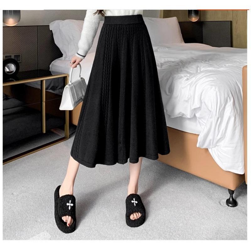 Women's Autumn and Winter Twisted Knitted Woolen Half-body Skirt