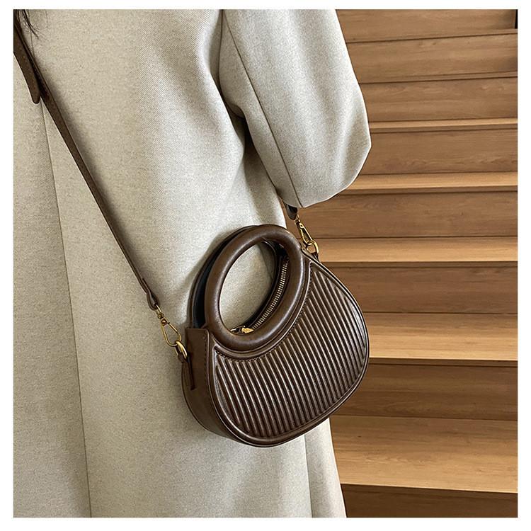 Stylish Women's Handbag 2023 New Vintage Fall Winter Dumpling Bag High-end Feel Cross-border Trend
