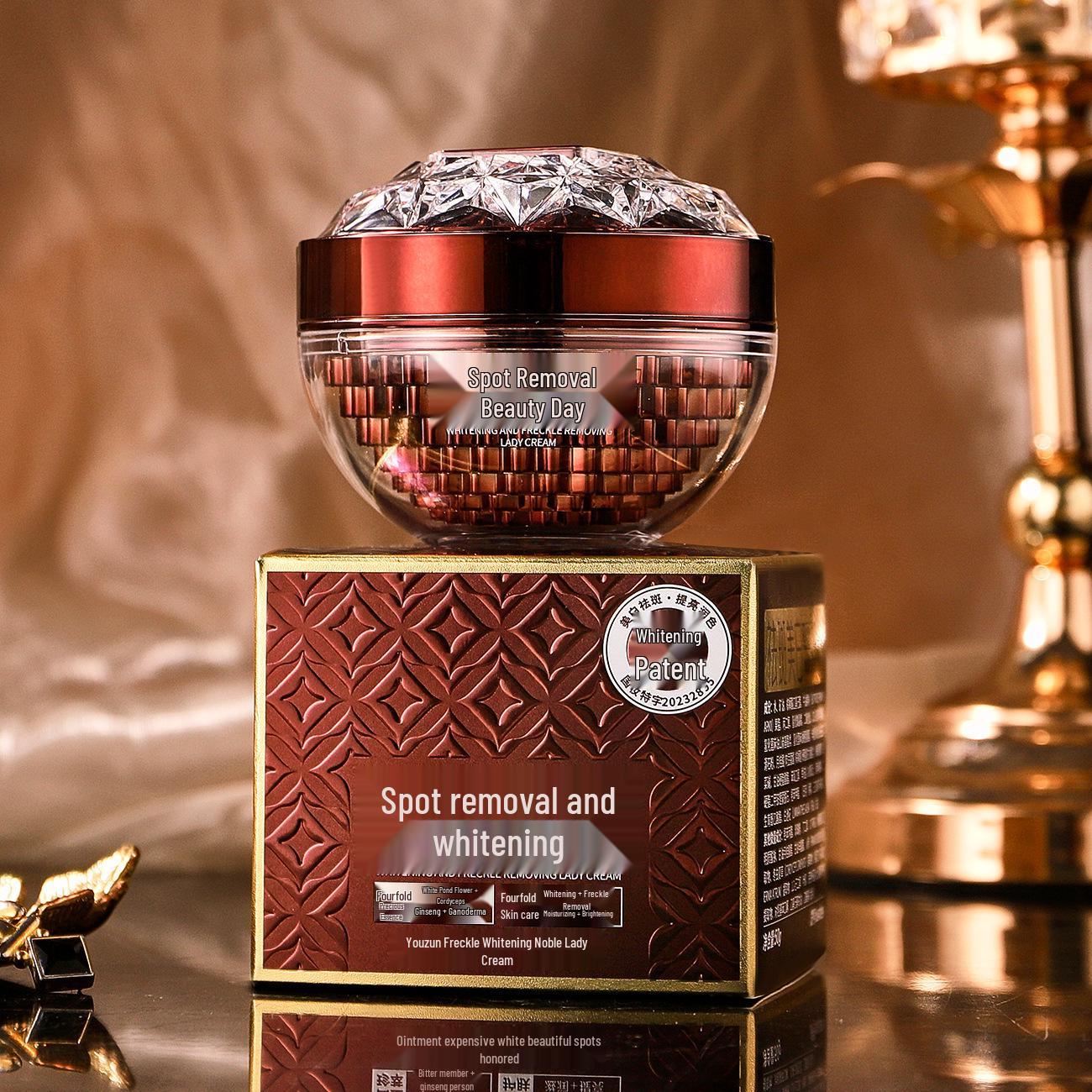 

Крем для отбеливания веснушек Youzun: Осветлите, омолодите и осветлите пигментацию для сияющей кожи.