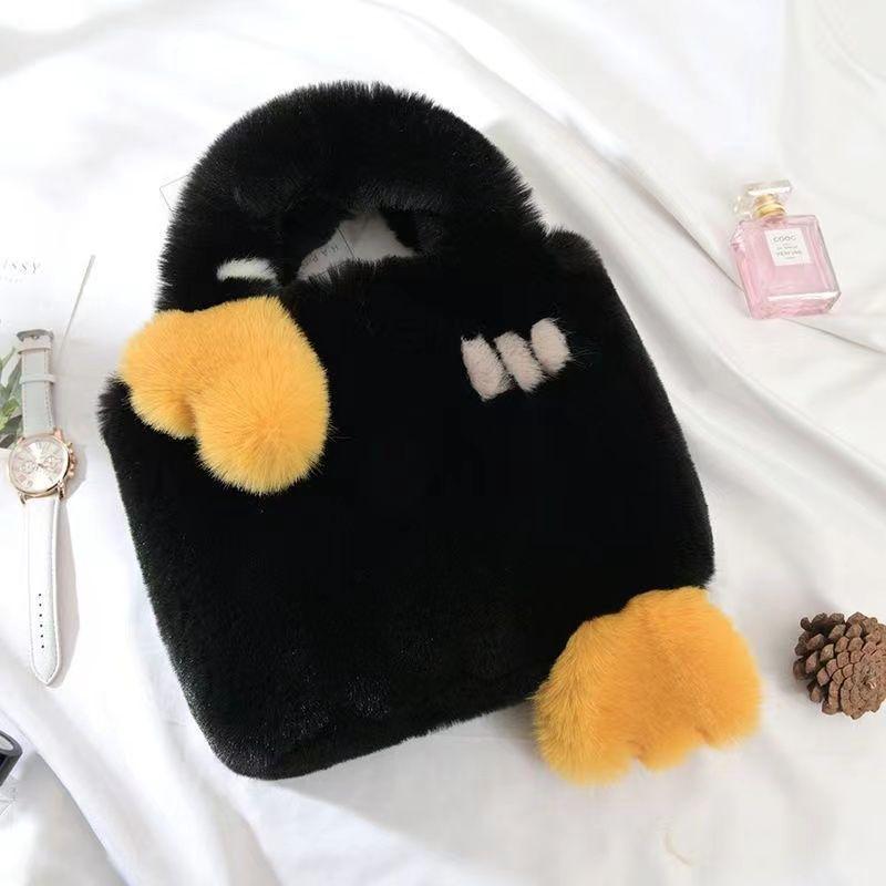 

Autumn and winter new plush women s bag chain messenger bag high-end sense portable plush bag swan bag women Big goose bun чёрный