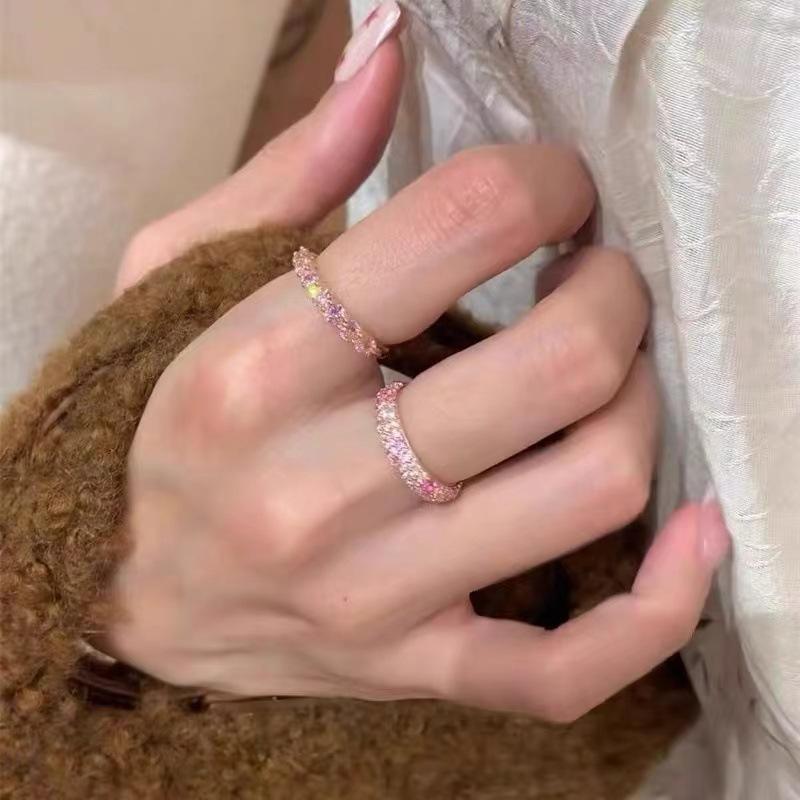 Полный ряд цветных бриллиантов, кольца дофамина, цыганские звезды, легкая роскошь, нишевые, милые летние розовые кольца с крошкой бриллиантов. No. 7 розового золота