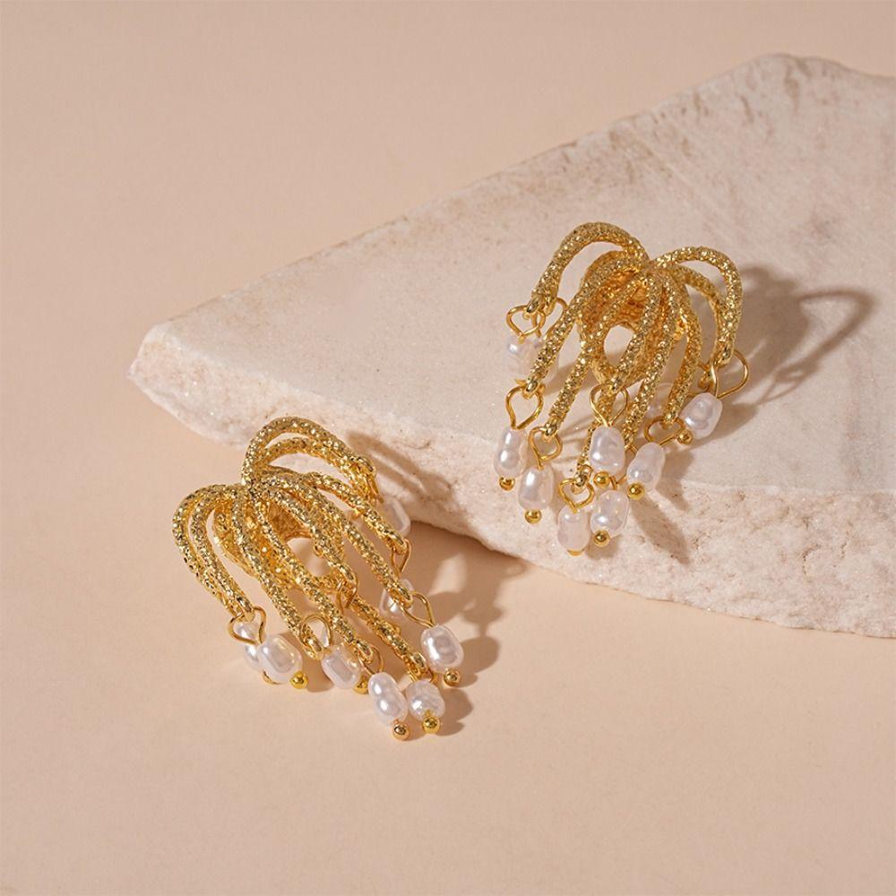 

Irregular Metal Flower Earrings Vintage Exaggerated Earrings Fashion Pearl Tassel Earrings Gift золотой