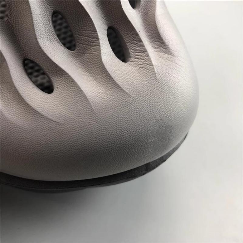 Herren Baotou Zweifarbige Lochschuhe, Trendige Slipper für den Sommer-Außenbereich, Rutschfeste Dicksohlen-Strandsandalen.