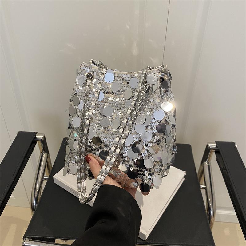 Fashion Sequined Bag Women's 2025 Spring and Summer New Trendy Women's Foreign Style Chain Bucket Bag Dinner Ball Women's Bag