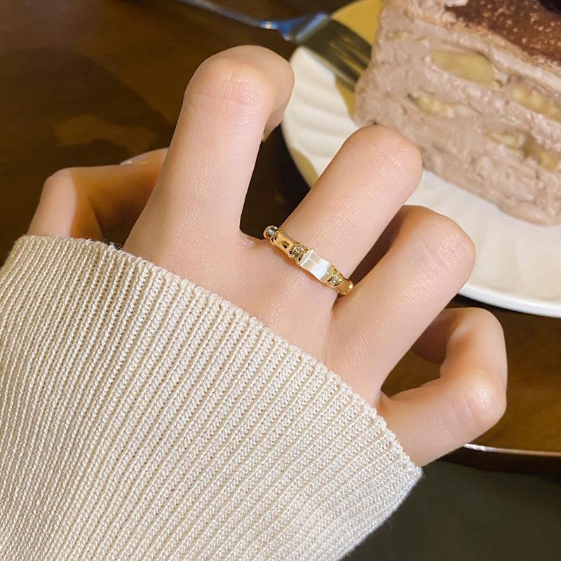 Electroplated Gold Cat s Eye Bamboo Adjustable Ring for Women - Cool, Luxurious, Versatile Finger Ring
