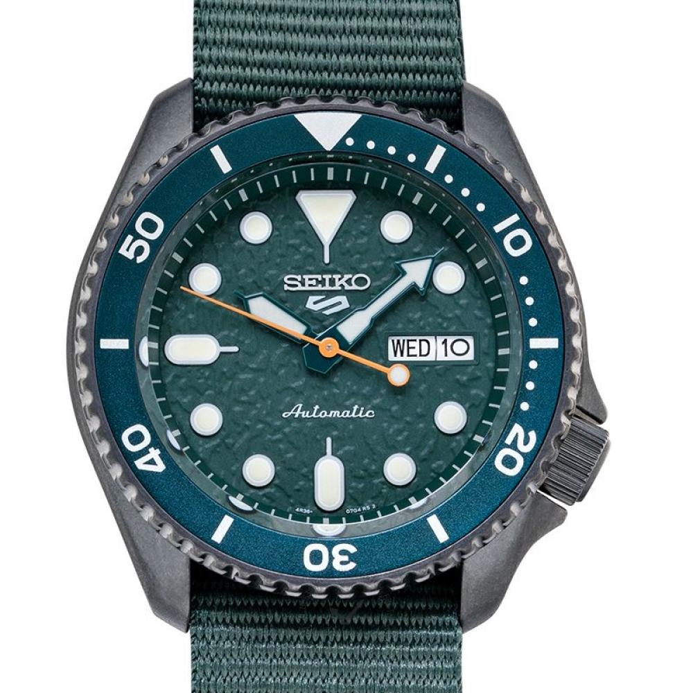 

Seiko 5 Спортивные автоматические мужские часы из нержавеющей стали с черным циферблатом