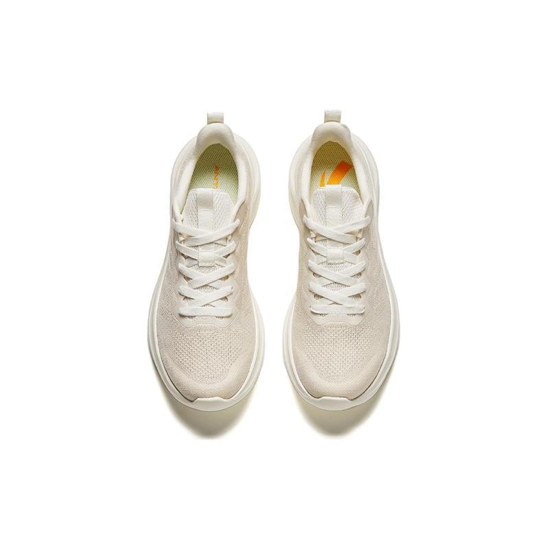 Anta Slip Resistant Waterproof And Breathable Lightweight Low Top Running Shoes Men's Beige Sneakers 912425509-1