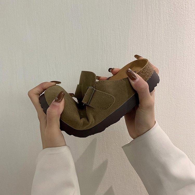 thick-soled fishing shoes, half-towed autumn models, one pedal, soft-soled non-slip retro women's shoes, bag head towing, trendy outside