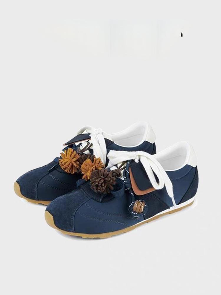 

[Тот же стиль, что и у звезды] Женская обувь Dexun 2025 новая, в стиле ретро, с цветными вставками, съемным цветочным декором, спортивная и повседневная обувь 40 темно-синий