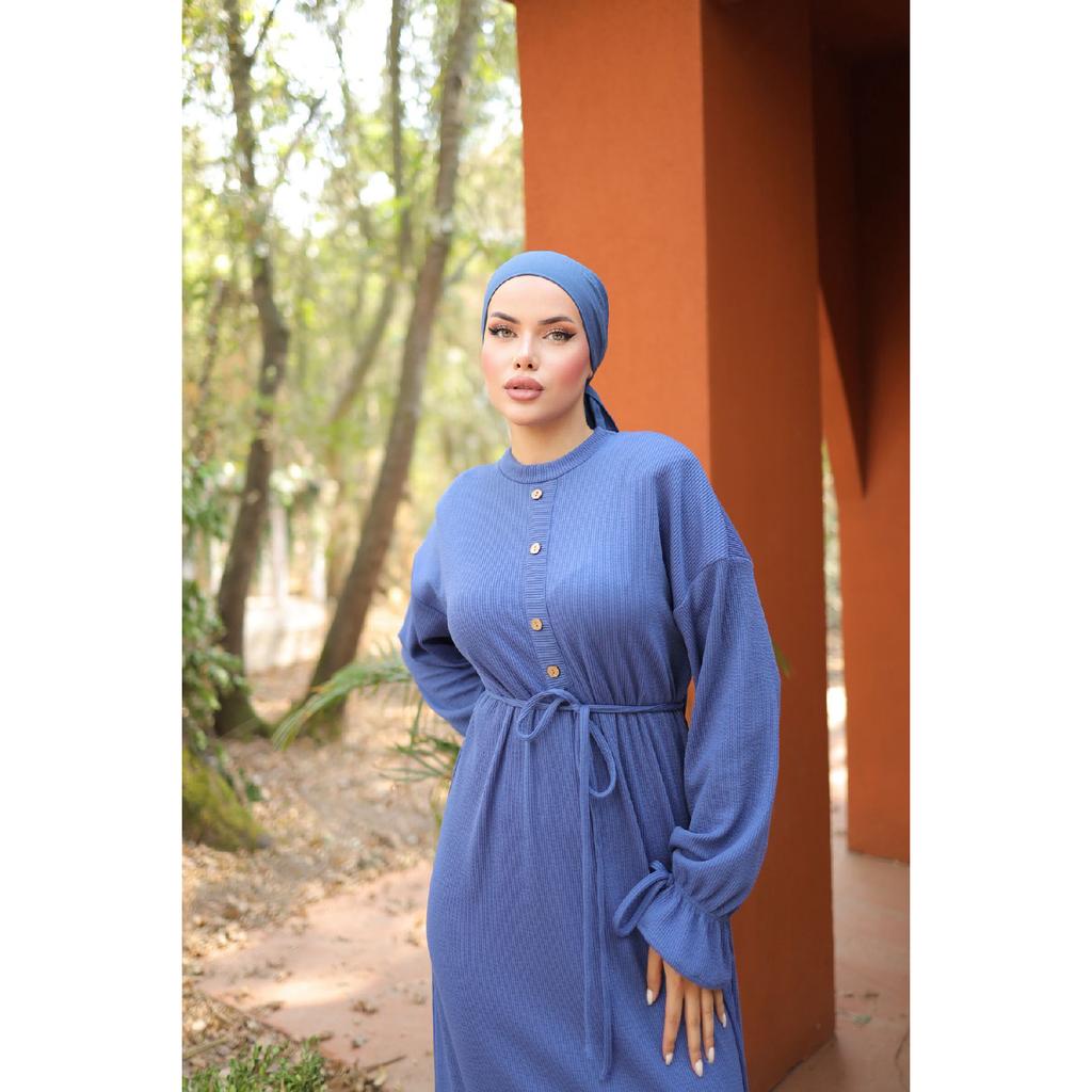 Women's Hijab Front Buttoned Winter Dress