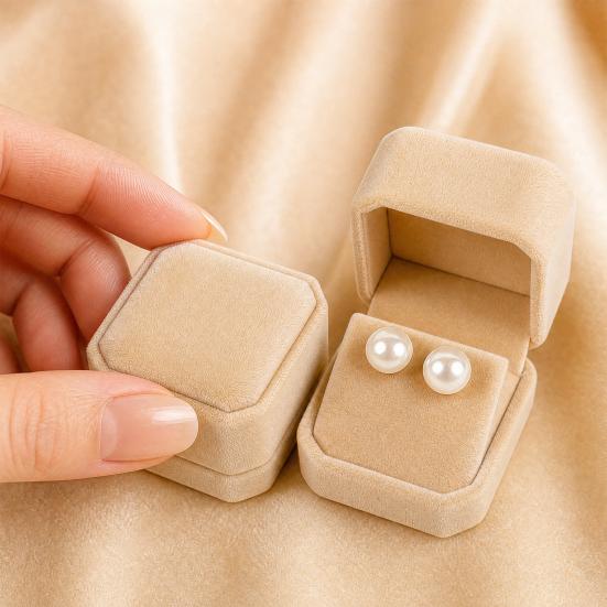 Yousheng Jewelry Box, with Velvet Interior Shock-Proof Scratch-Proof Organizer, Apricot Soft Plush Jewelry Case for Rings Earrings Necklaces